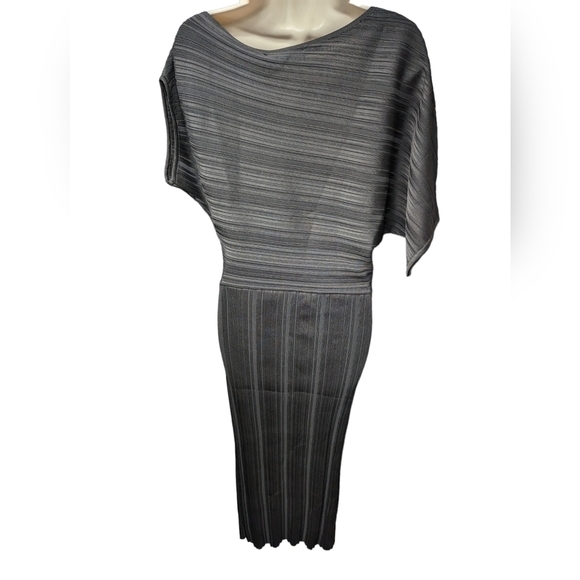 Zara NWT Asymmetrical Textured Dress Sz M - Picture 2 of 10